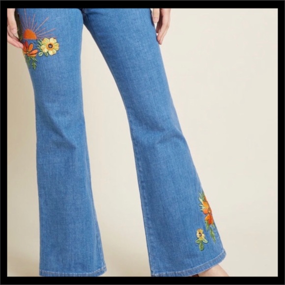 Modcloth Denim - Wrangler X Modcloth Embroidered Flare Jeans